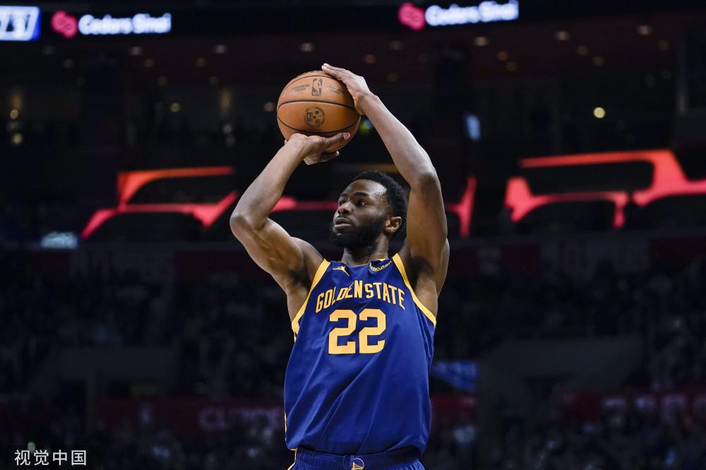 让进攻端更 让进攻端更