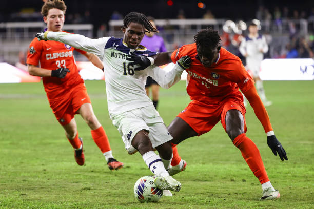 与拜仁慕尼 与拜仁慕尼