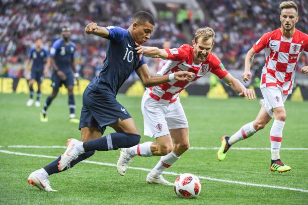 让雄鹿球迷 让雄鹿球迷