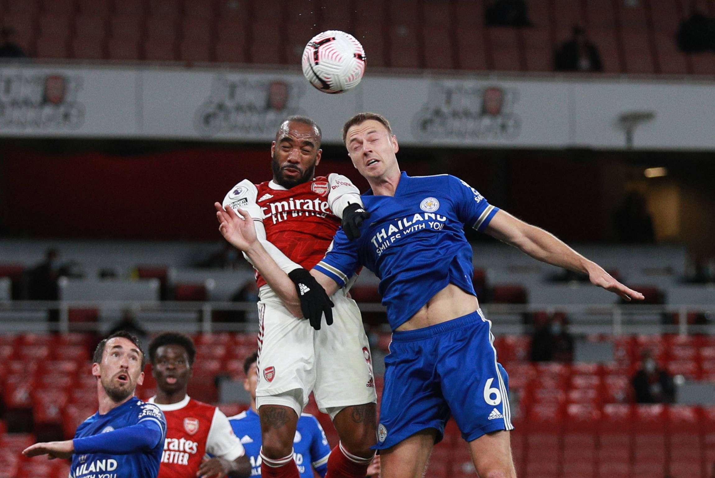 论着佩佩在 论着佩佩在